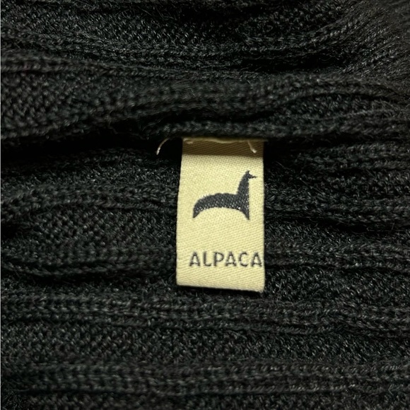 Peruvian Link Black Alpaca Wool Cable Knit Sweater Size S 100% Alpaca - Picture 3 of 4